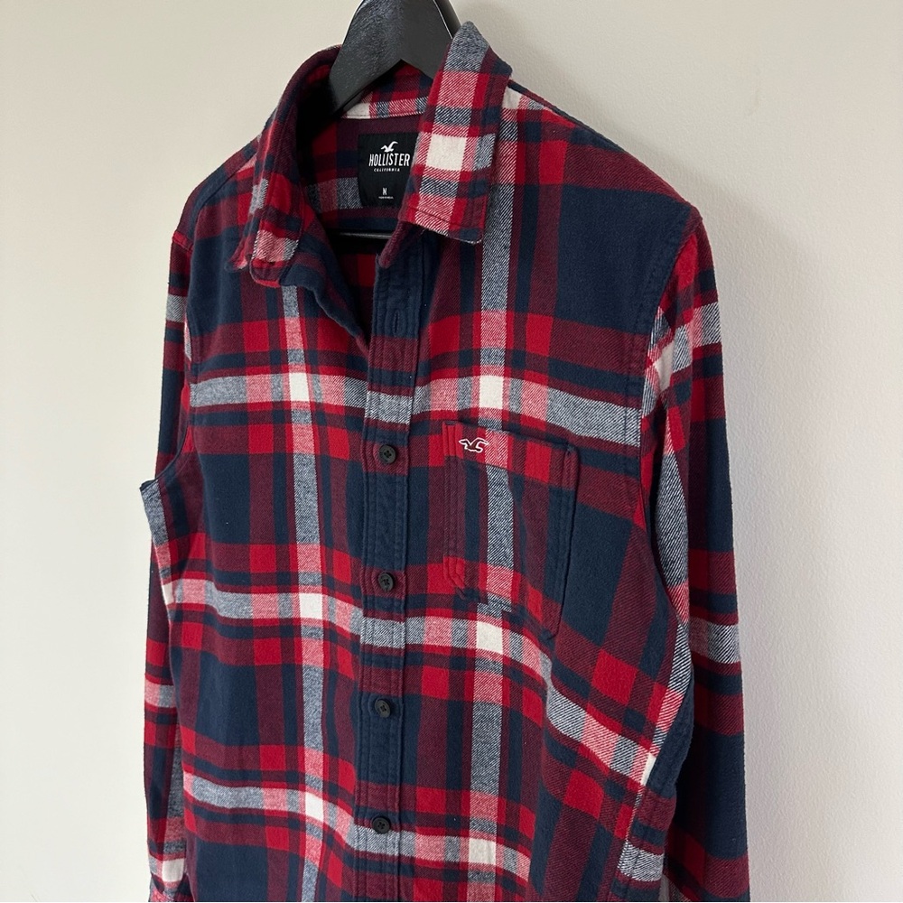 MEDIUM Hollister Plaid Shirt